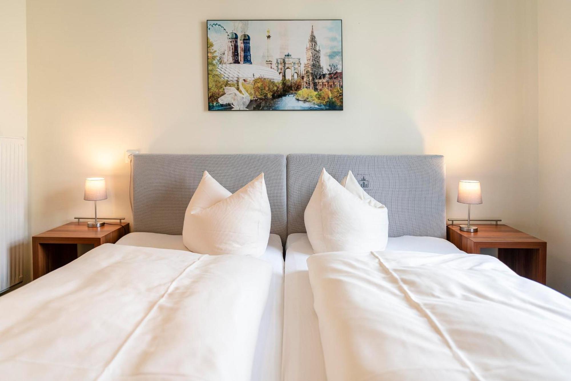 Hotel-Pension Am Siegestor Mnichov Exteriér fotografie